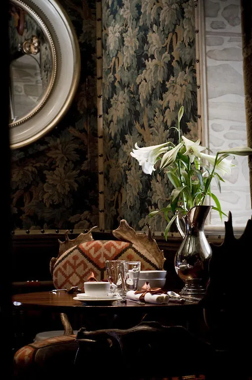 Hotel The Witchery By The Castle Edinburgh